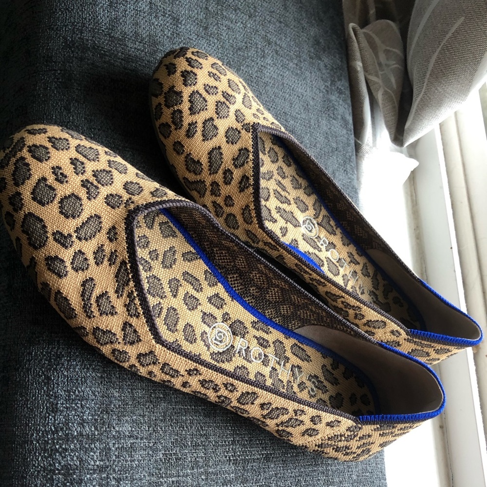 Rothys Round Toe Leopard Flat 8.5